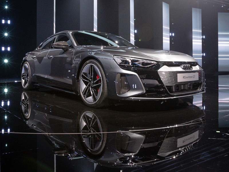 Elektrizující Audi e-tron GT
